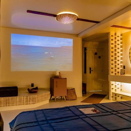 Outro Beach Hotel 컴부코 외부 사진
