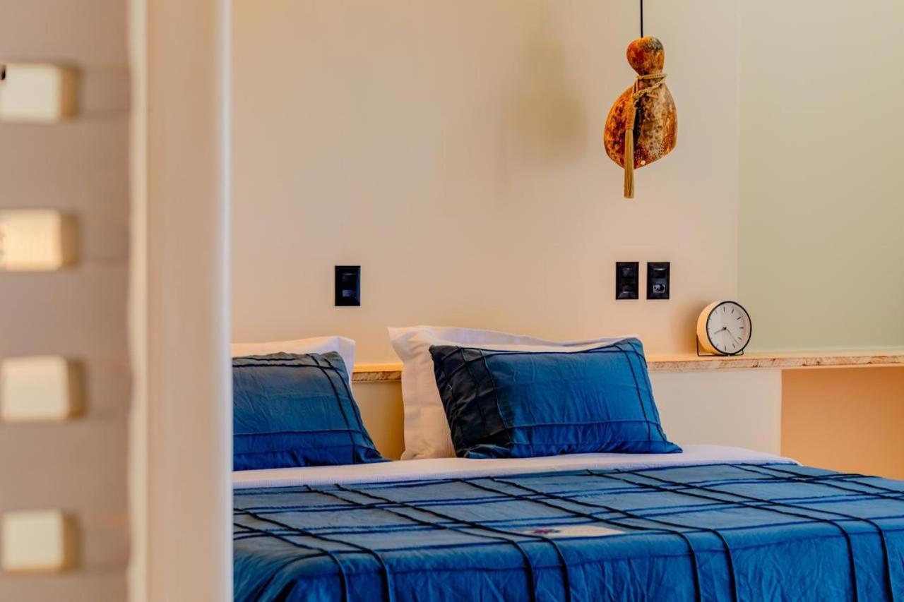 Outro Beach Hotel 컴부코 외부 사진